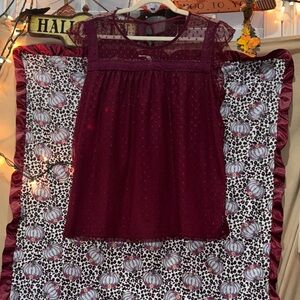 NWOT Burgundy dot with lace shirt size 3x (runs small) no boundaries